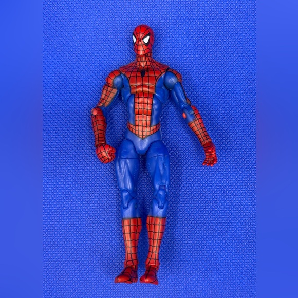 Marvel Spider-Man Action Figure 2010 - Picture 1 of 7